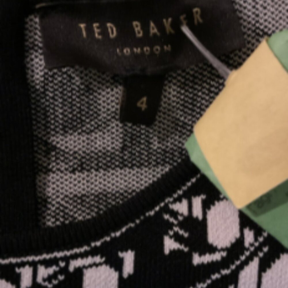#6 Ted Baker London Black & White Knit Shift Dress – Size 4 (US 8/10)